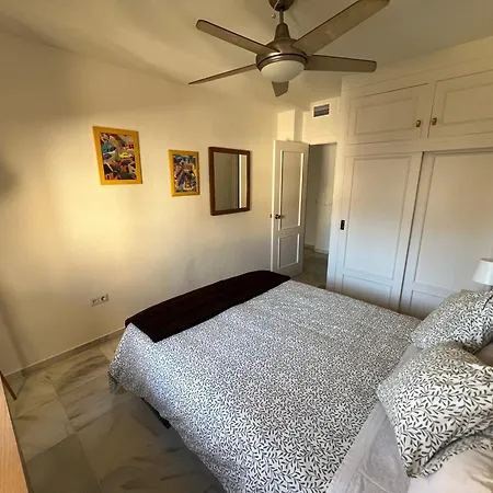Apartment Pueblo Jarales- Lower Calahonda